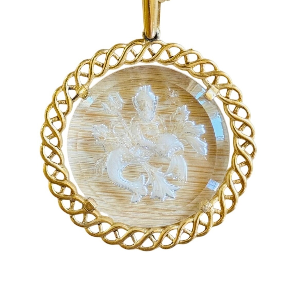 VTG Elegant Crown Trifari Zodiac Aquarius Signed Necklace Intaglio Gold 1970s